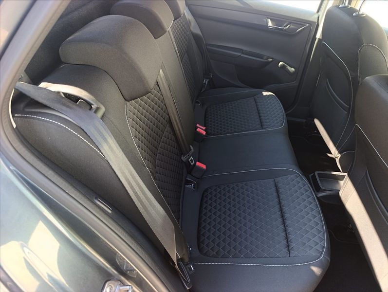 Škoda Fabia 1,4 TDi Klima,Tempomat,Alukola - fotka 23 z 31