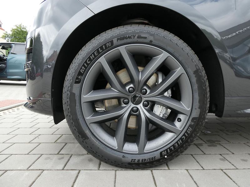 Land Rover Range Rover Sport (2026) 3,0 Dynamic SE D250 - fotka 2 z 37