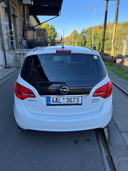 Opel Meriva (2014) - fotka 7 z 32