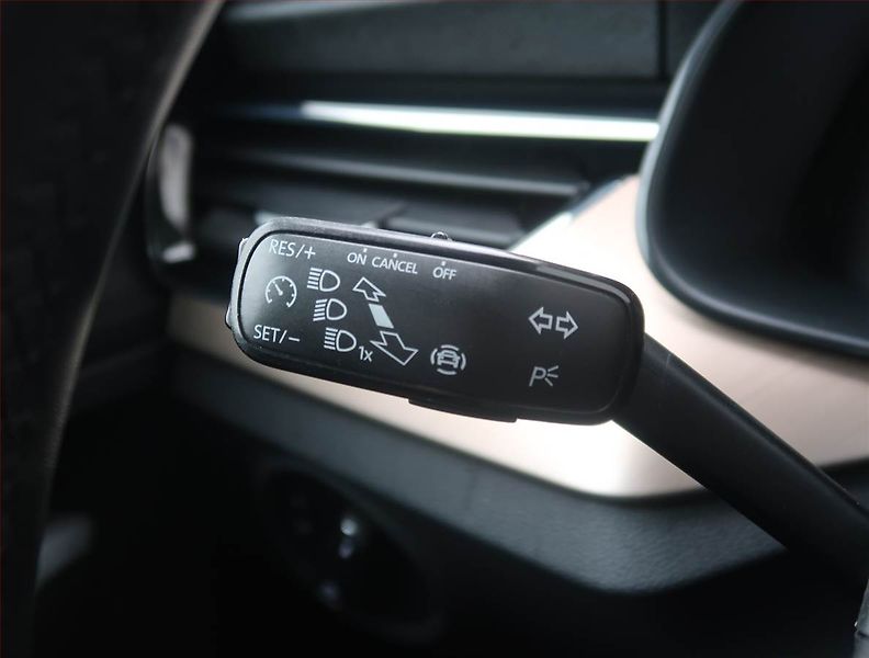 Škoda Scala (2019) Style 1.6 TDI, Serv.kniha - fotka 16 z 23