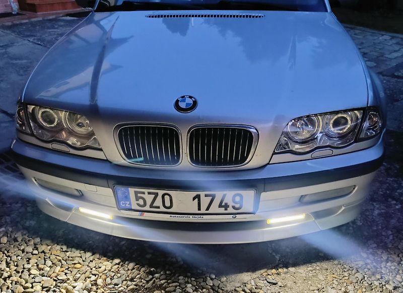 BMW Řada 3 (2001) špičková výbava - fotka 8 z 27