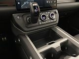 Land Rover Defender (2026) 90 V8 EDITION P525 AWD AUT - náhled 26
