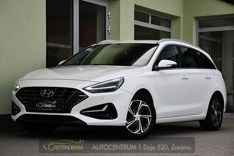 Hyundai i30 1,6CRDi STYLE AUTOMAT - fotka 1 z 48