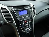 Hyundai i30 (2013) 1.6 MPI, Tempomat - náhled 12