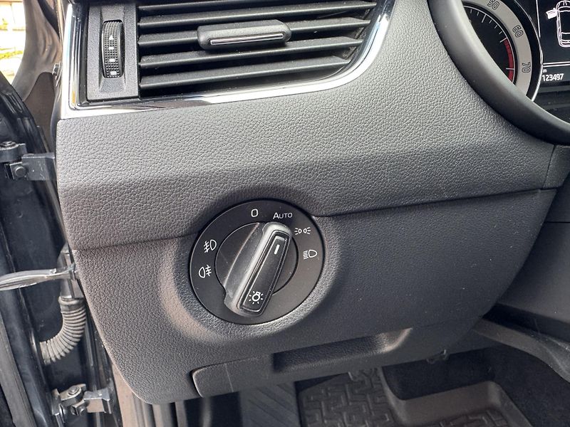 Škoda Octavia (2017) Combi Style - fotka 16 z 28