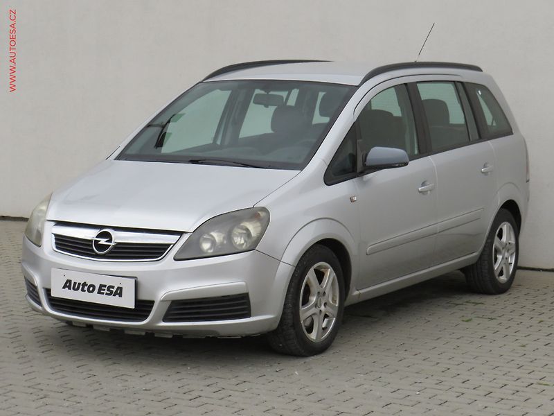 Opel Zafira (2006) 1.9CDTi, AC, tempo, park - fotka 3 z 15