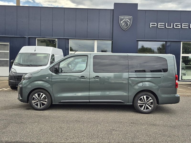 Peugeot Traveller (2026) Allure L3 2.2BlueHDi 180k EAT8 - fotka 2 z 30