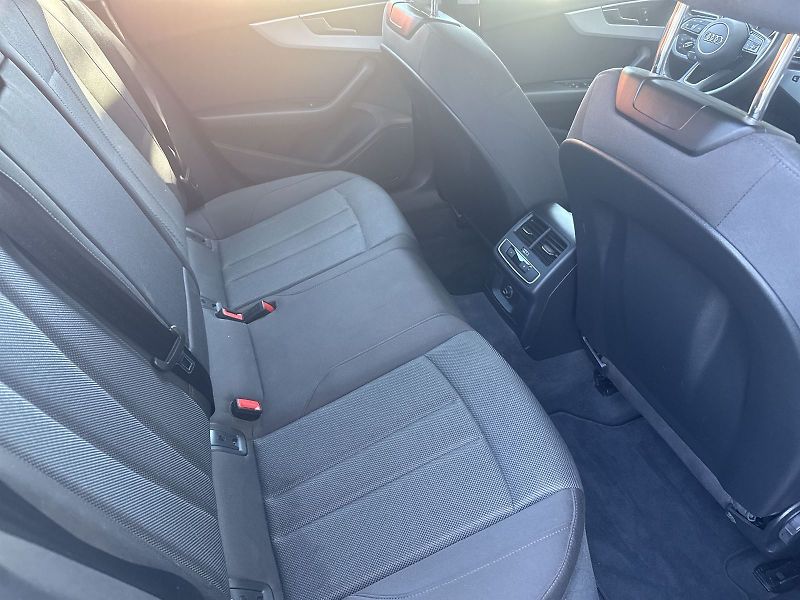Audi A4 (2022) Avant 40 TDI Quattro Tiptronic - fotka 10 z 31