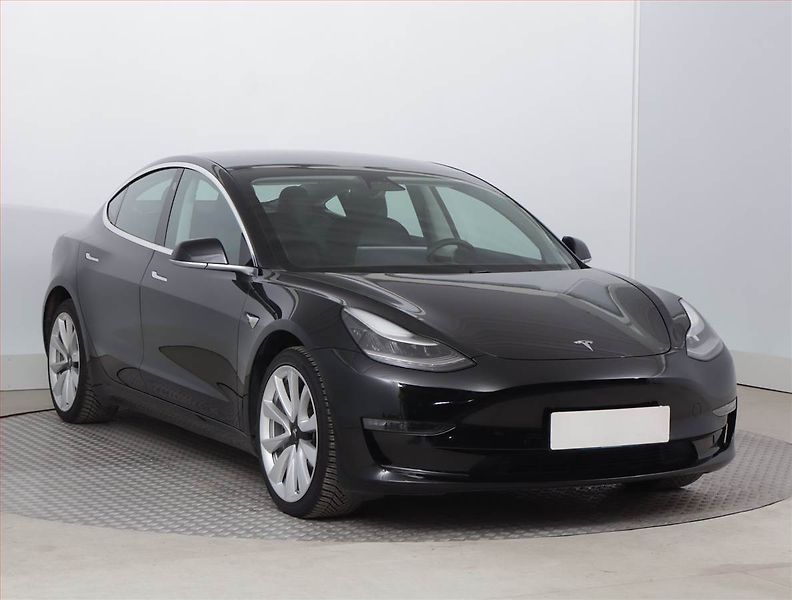 Tesla Model 3 (2020) Long Range 4WD 78kWh, SoH 86% - fotografie inzerátu