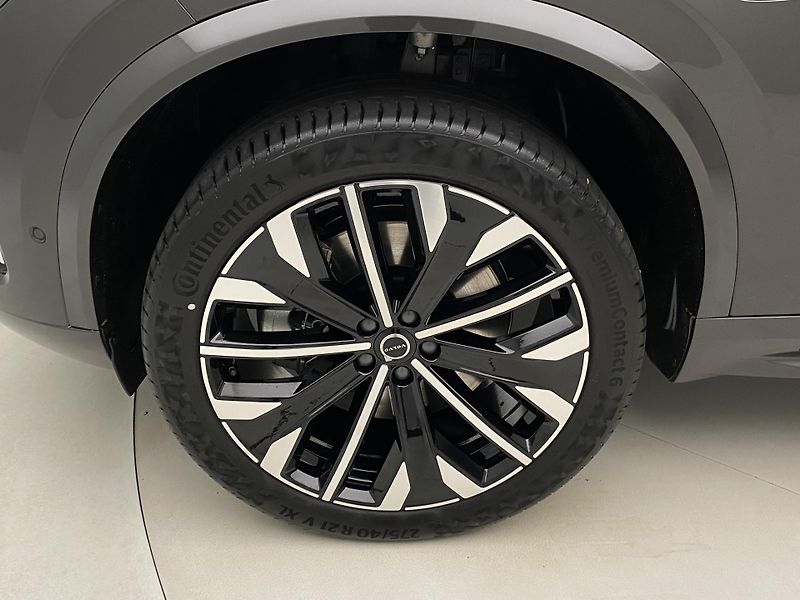 Volvo XC90 (2026) T8 AWD Plug-in BRIGHT PLUS 7m - fotka 18 z 69