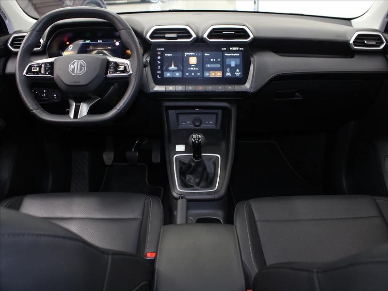 MG ZS 1,5 i 85kW Elegance 9785km. ČR - fotka 8 z 26