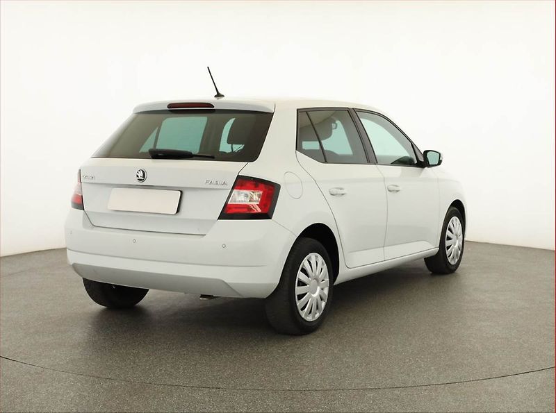 Škoda Fabia (2018) Style 1.0 TSI, Tempomat - fotka 5 z 19