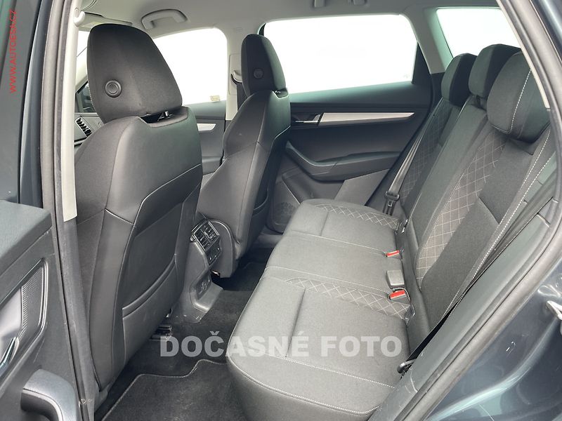 Škoda Karoq (2020) 2.0 TDi 4x4, Ambition, DSG - fotka 10 z 23