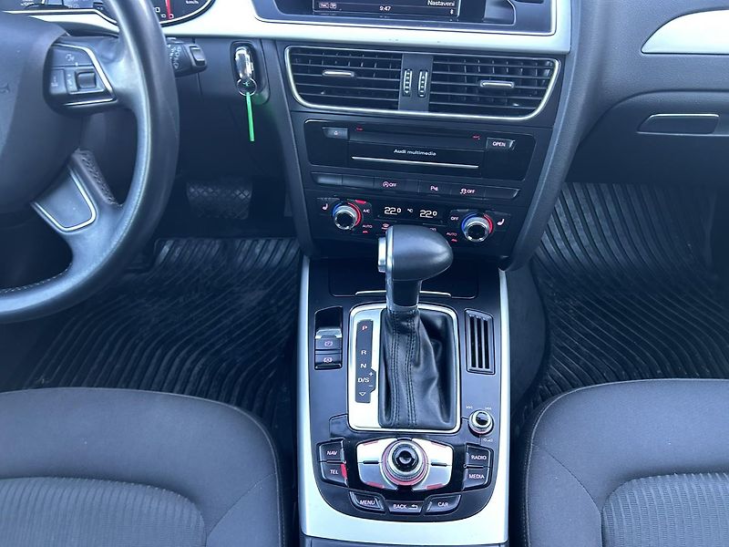 Audi A4 2.0 TDI clean diesel quattro - fotka 22 z 23