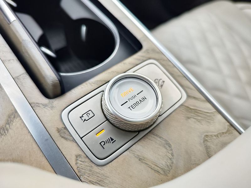Genesis GV80 3.5 T V6/279kW Prestige DCT - fotka 31 z 43