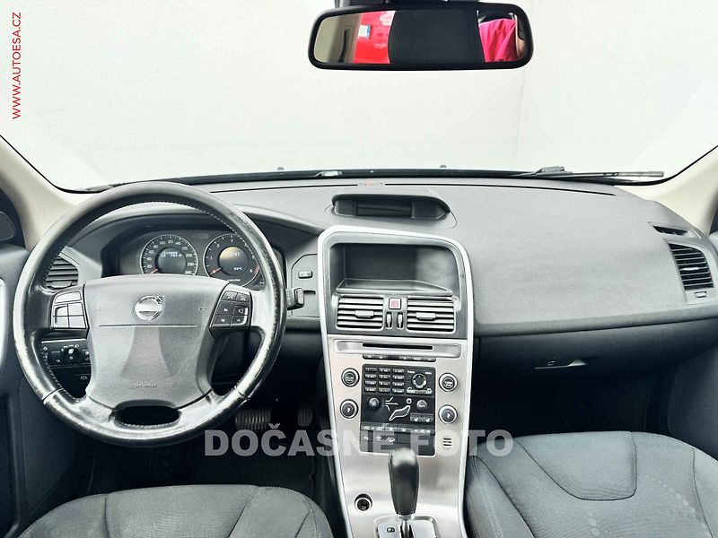 Volvo XC60 (2009) 2.4D AWD, AT, park.čidla - fotka 8 z 15