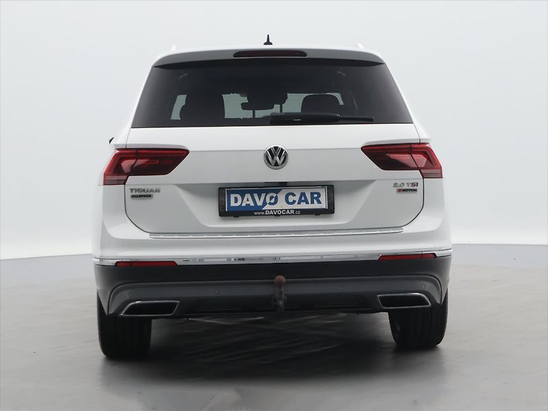 Volkswagen Tiguan Allspace 2,0 TSI 162kW DSG 4M LED 1.Maj - fotka 6 z 33