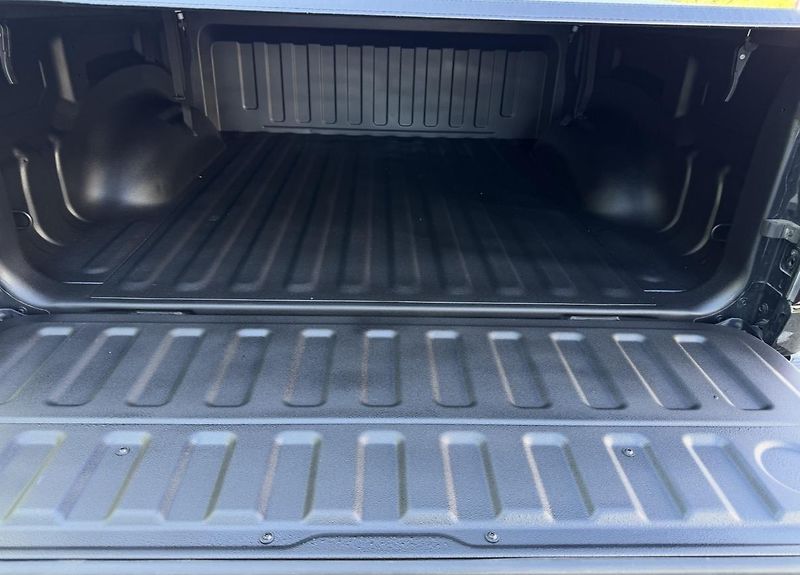 Dodge RAM (2021) +BLACK RHINO+BLACK EDITION+ - fotka 22 z 25
