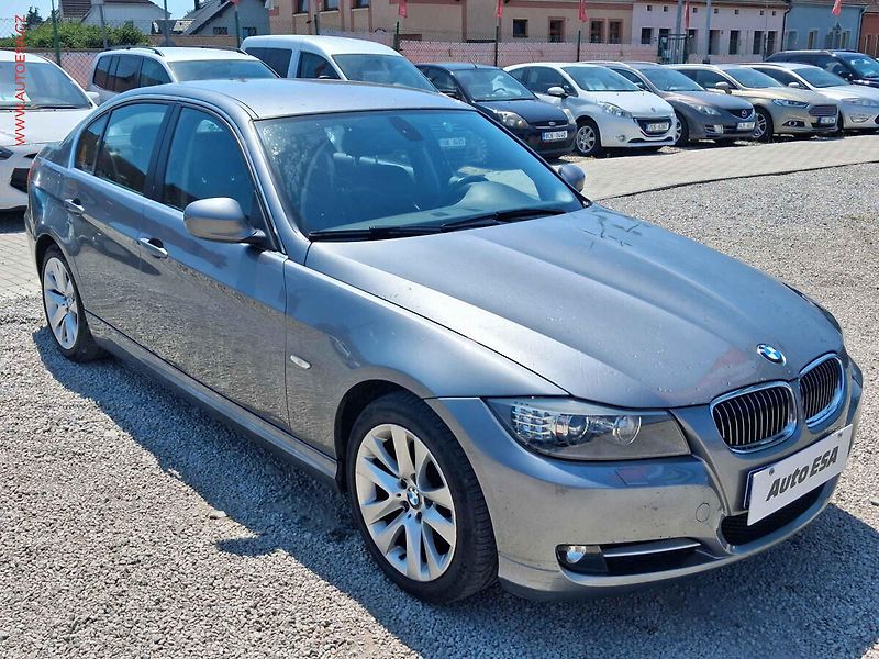 BMW Řada 3 (2011) 320d, autoAC - fotografie inzerátu