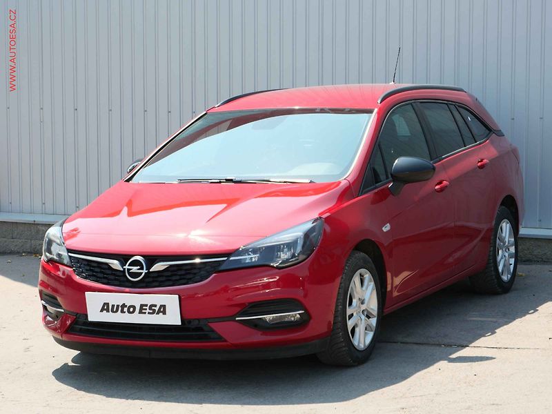 Opel Astra (2022) 1.5 CDTi, 1.maj,ČR, Edition - fotka 3 z 18
