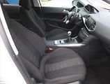 Peugeot 308 (2015) Allure 1.6 BlueHDi, Serv.kniha - náhled 9