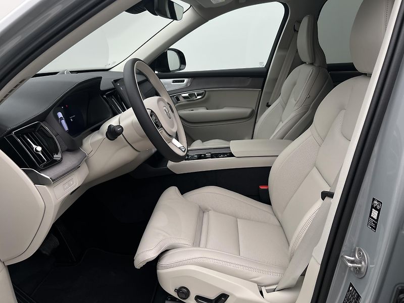 Volvo XC90 (2026) T8 AWD RECHARGE PLUS AUT - fotka 19 z 20