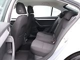 Škoda Octavia 1,6 TDI 81kW Ambition CZ - náhled 11