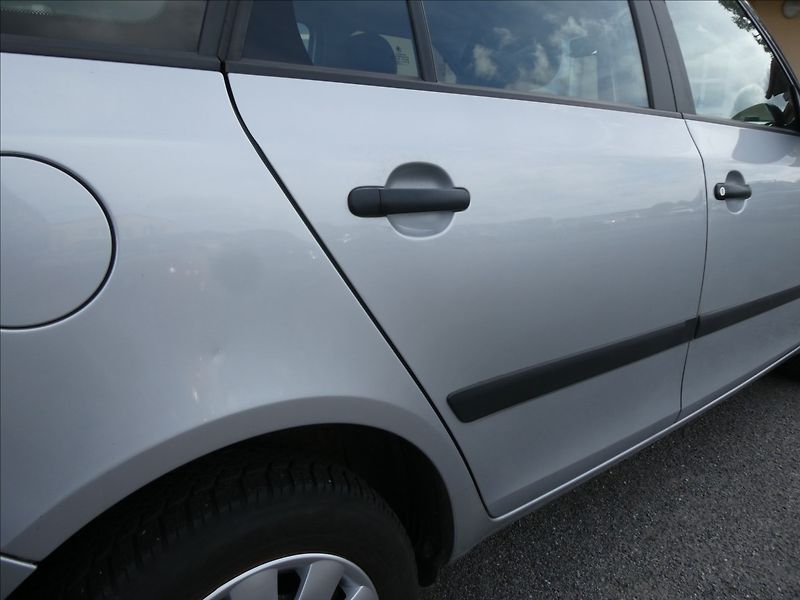 Škoda Fabia 1,4 16V 63kW závěs, serviska - fotka 11 z 41