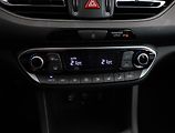 Hyundai i30 (2022) 1.5 T-GDI MHEV, Serv.kniha - náhled 11