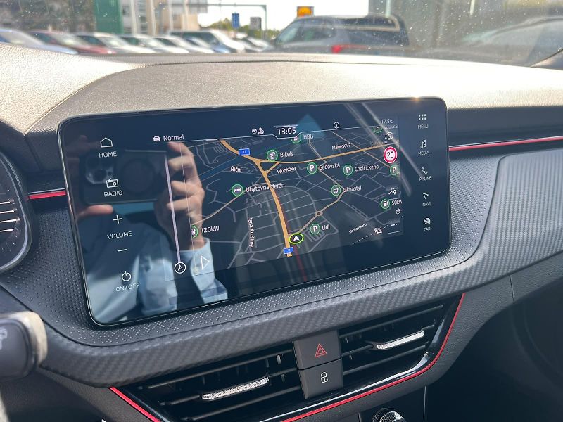 Škoda Scala Monte Carlo 1,5 TSI 110 KW DSG - fotka 13 z 28