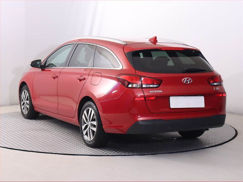 Hyundai i30 (2018) 1.4 T-GDI, Serv.kniha, Navi - fotka 4 z 22
