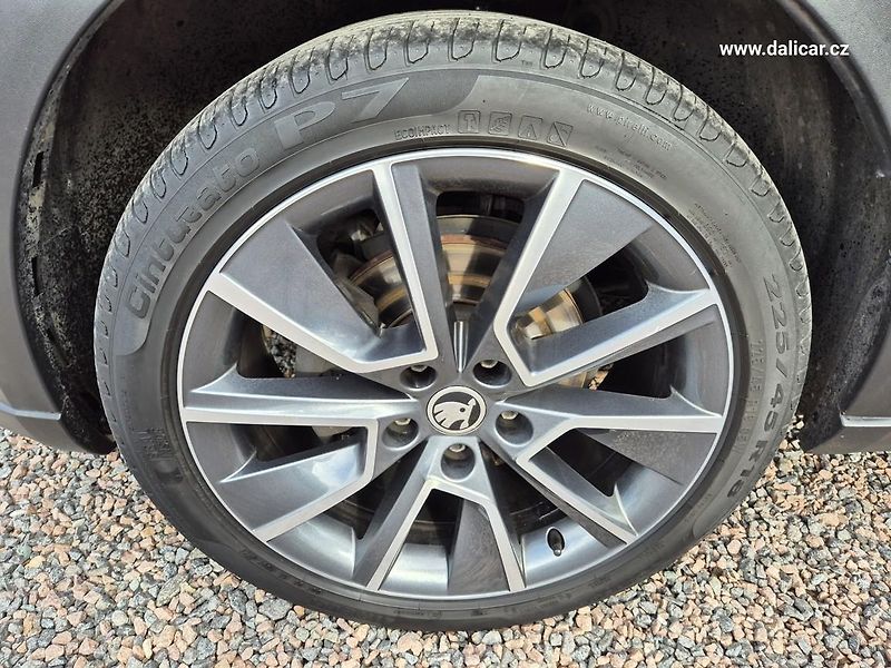 Škoda Octavia (2018) 2.0TDi 110KW FullLed SCOUT - fotka 50 z 53