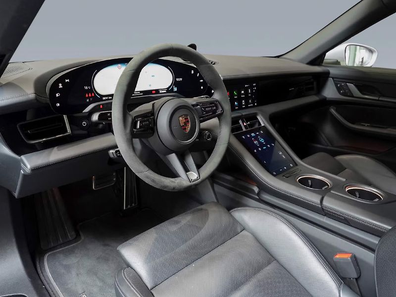 Porsche Taycan 4S Sport Turismo Pano 360 Soft - fotka 12 z 29