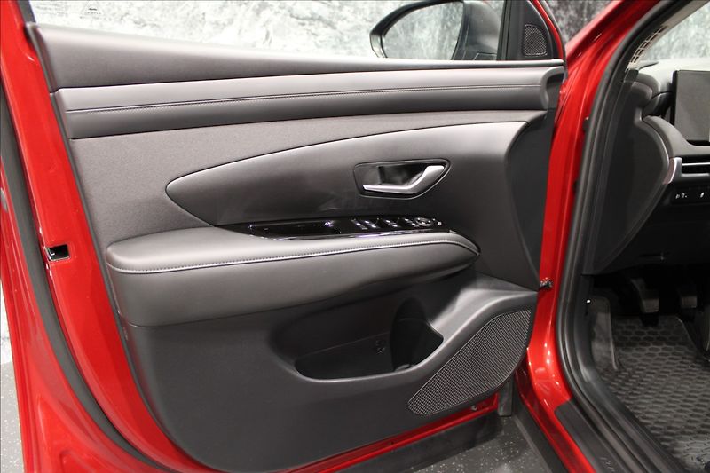 Hyundai Tucson 1,6 T-GDI MHEV 1.maj. STYLE CZ - fotka 8 z 32
