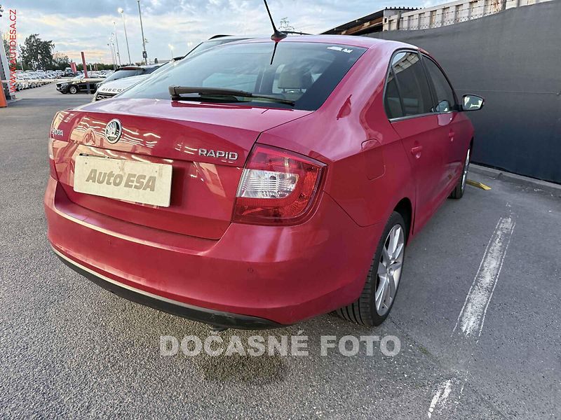 Škoda Rapid (2019) 1.0tsi, ČR, navi, bixen - fotka 2 z 3
