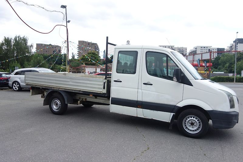 Volkswagen Crafter 2,5TDi 100 kW NAJ.220000km ! - fotka 9 z 27