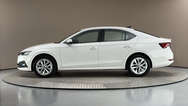 Škoda Octavia 2.0 TDI Style - fotka 4 z 25