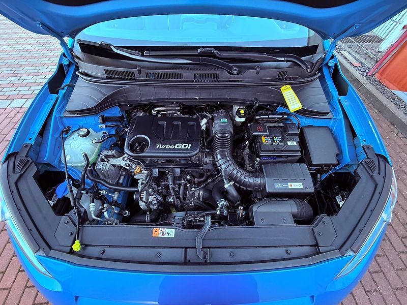Hyundai Kona 1.0 T-GDi Style, 1.Maj, Servis - fotka 27 z 28