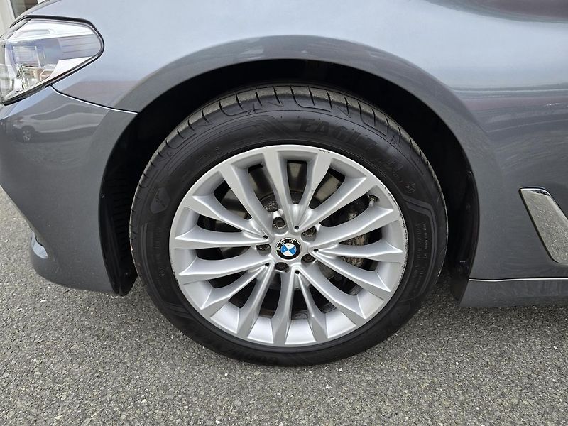 BMW Řada 5 185kW XDRIVE LUXURY - DPH - fotka 45 z 47