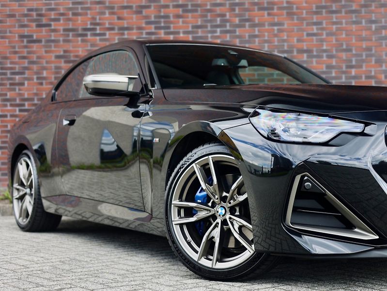 BMW M2 (2022) 40i xDrive Coupé - fotka 3 z 39