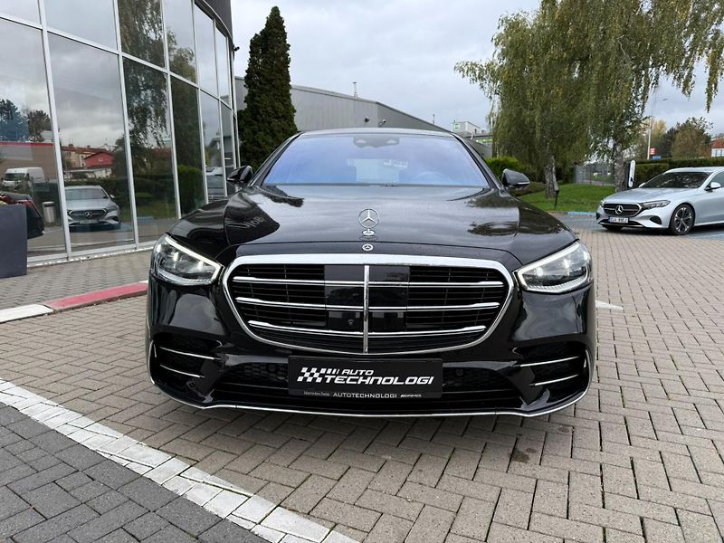 Mercedes-Benz Třídy S (2025) S 350D 4MATIC L - fotka 3 z 32