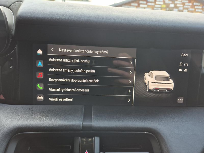Porsche Taycan Cross Turisno 4S 93kWH  92,6% - fotka 23 z 46