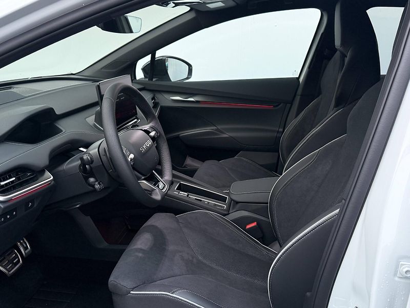 Škoda Elroq (2025) Sportline 60 63 kWh - fotka 7 z 22