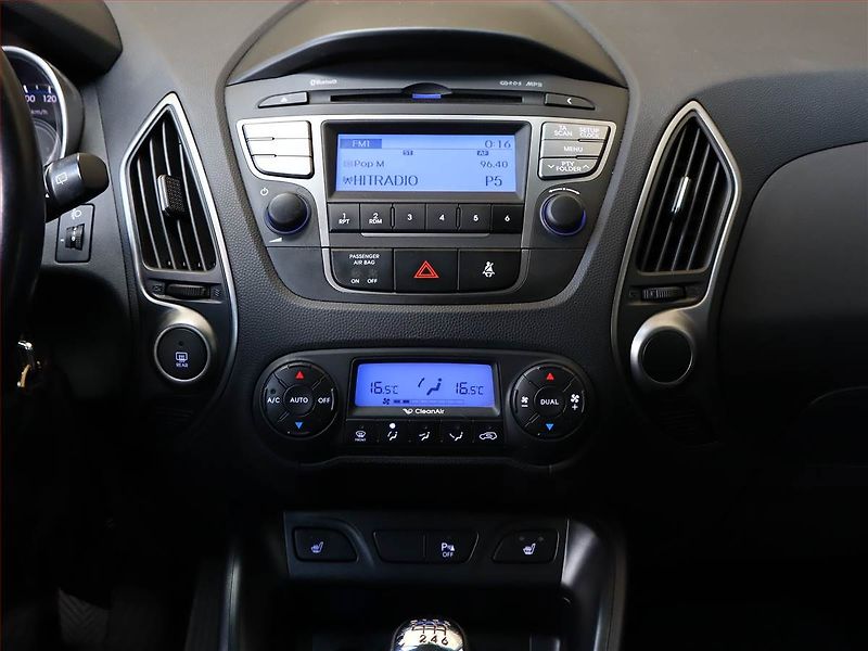 Hyundai ix35 (2013) 2.0 GDI, Serv.kniha, Kůže - fotka 10 z 16