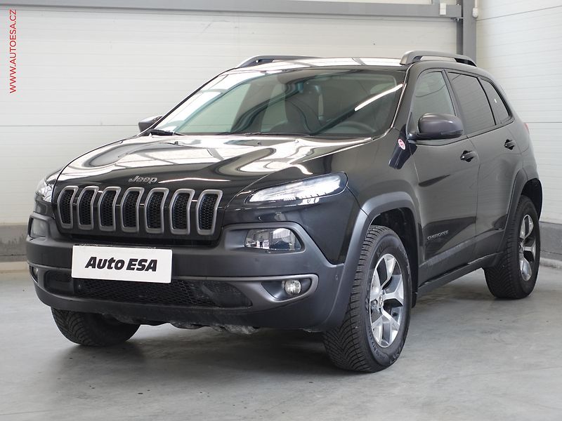 Jeep Cherokee (2014) 3.2 V6 4X4, Trailhawk, AT - fotka 3 z 23