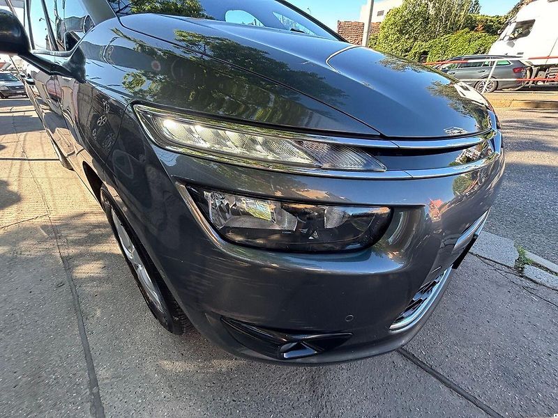 Citroën Grand C4 Picasso 1.6HDi.7MÍST.DPH.ČR.1MAJ.DPH.Z - fotka 11 z 48