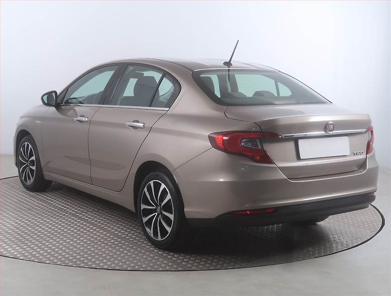Fiat Tipo (2019) 1.4 16V, Serv.kniha, Tempomat - fotka 4 z 14
