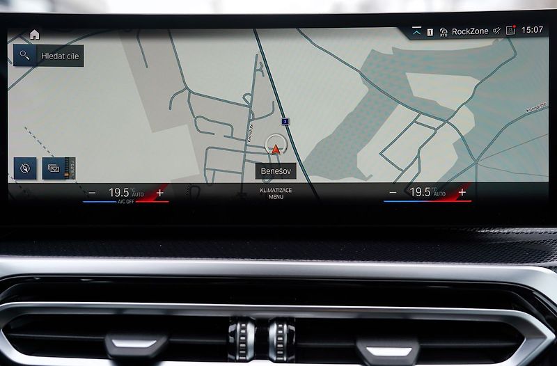 BMW Řada 2 M240i xDrive 3.0i/AT/380 PS - fotka 30 z 46