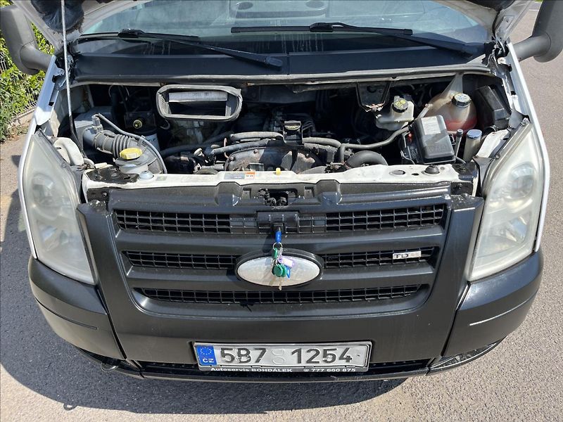 Ford Transit 2,4 TDCi 3.MÍSTA VALNÍK 411cm - fotka 24 z 29