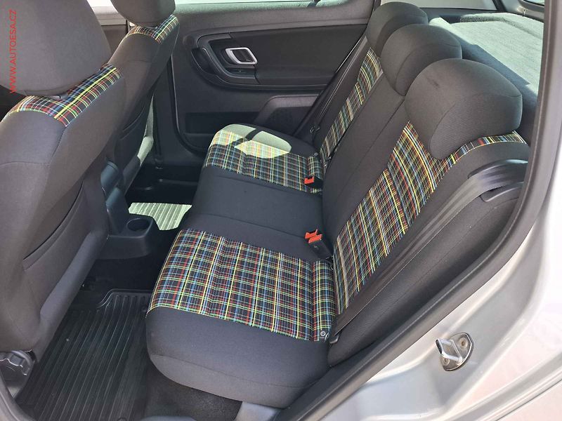 Škoda Fabia (2013) 1.2 TSi, Style, +kola - fotka 10 z 20